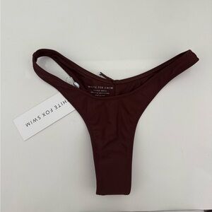 White Fox Boutique Brown Bikini Bottom
Never worn before 
Size XS